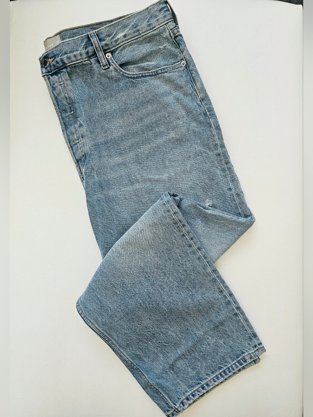 Like NEW☆ Everlane The Rigid Slouch Jean 33 Regular Distressed